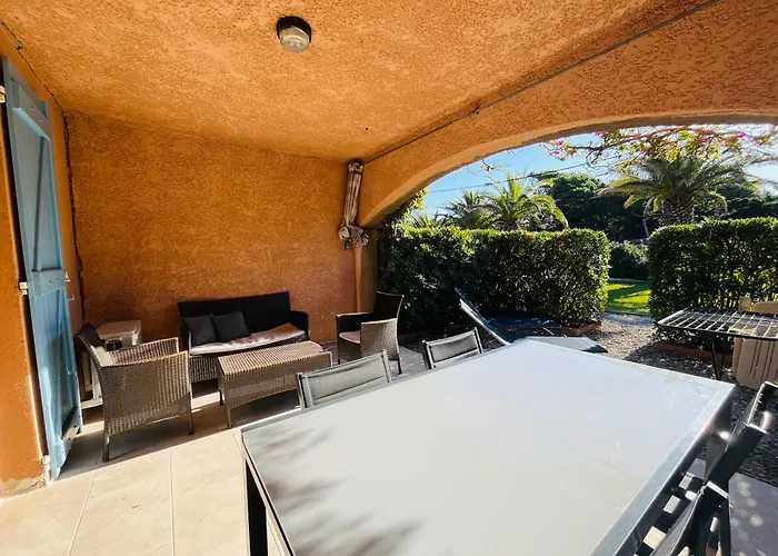 Appartement Jade A 100m De La Hyères